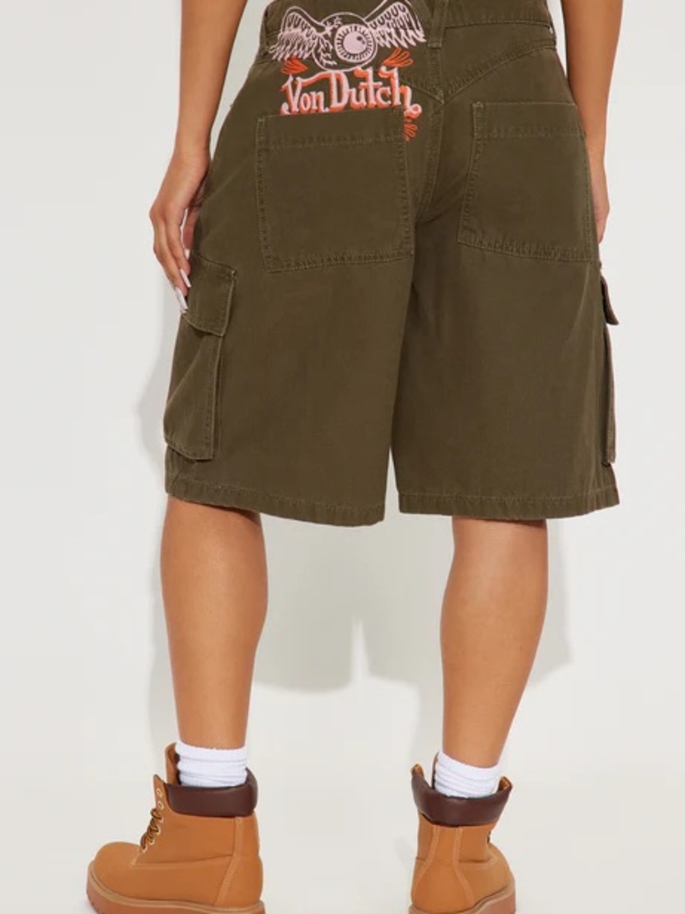 Von Dutch Cargo Shorts - Picture 2 of 4